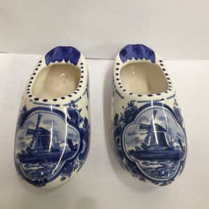 Clogs
